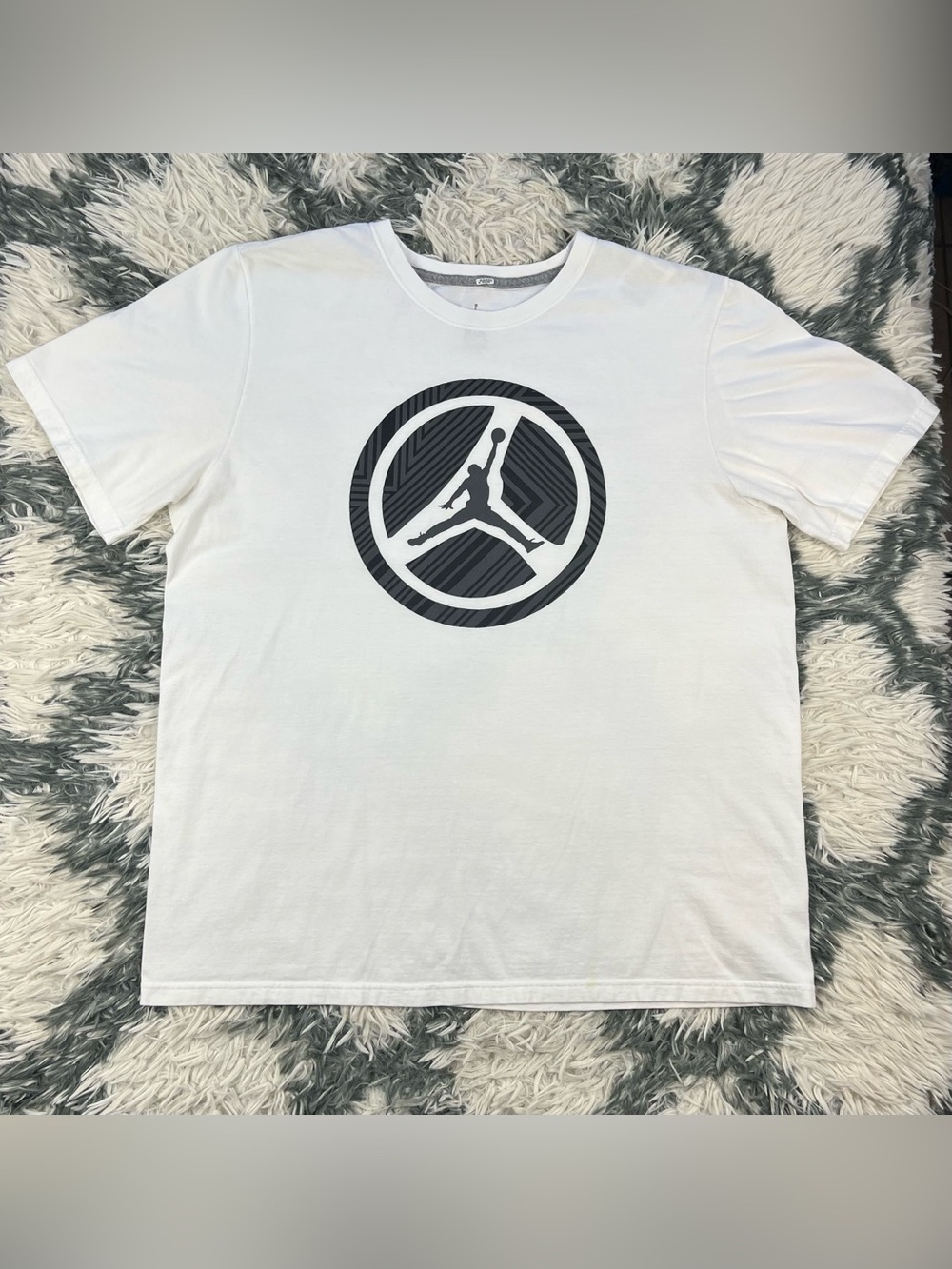 Jordan Men’s Vintage White T-shirt Size XL